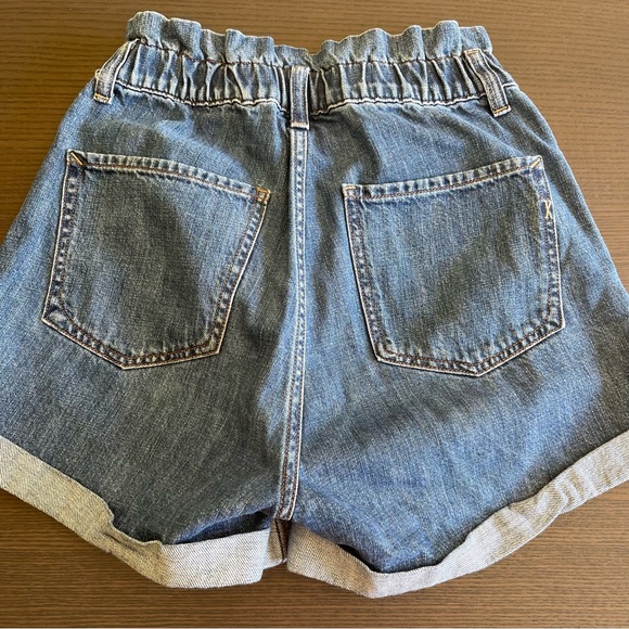 Express Extreme High Rise Shortie - Picture 3 of 3